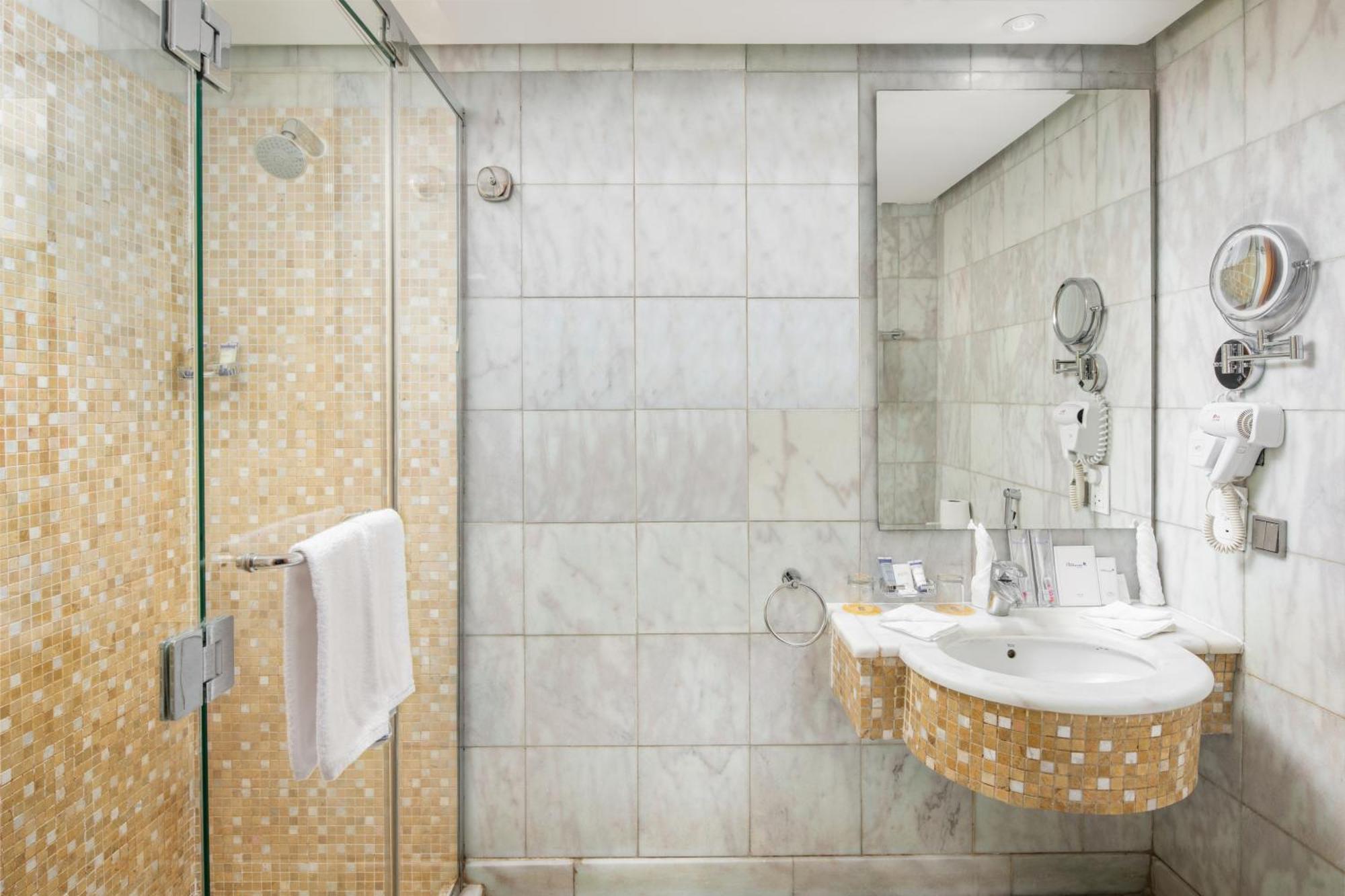 Elaf Al Mashaer Hotel Makkah La Meca Exterior foto A bathroom at the hotel
